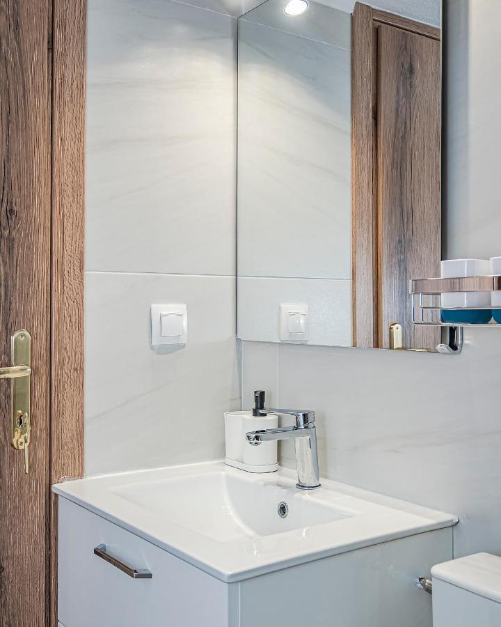 Azzurro Seafront Houses Nea Kallikrateia Ngoại thất bức ảnh