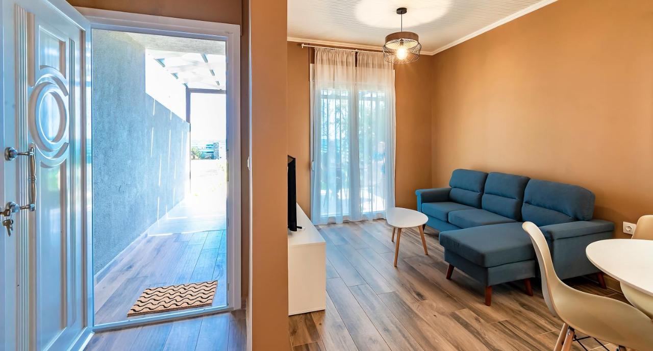 Azzurro Seafront Houses Nea Kallikrateia Ngoại thất bức ảnh